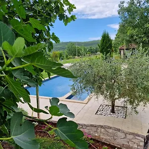 Stancija Ruseti krevet i doručak